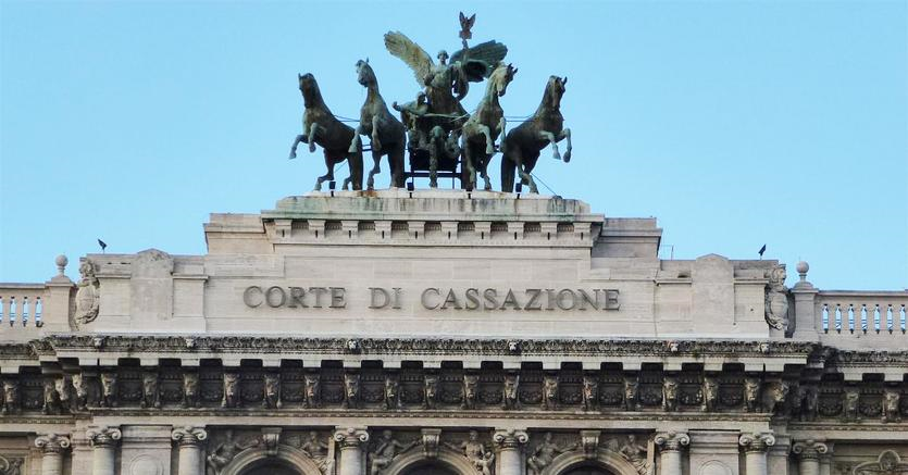 Cassazione, nuovo principio di diritto: stop ai servizi non richiesti
